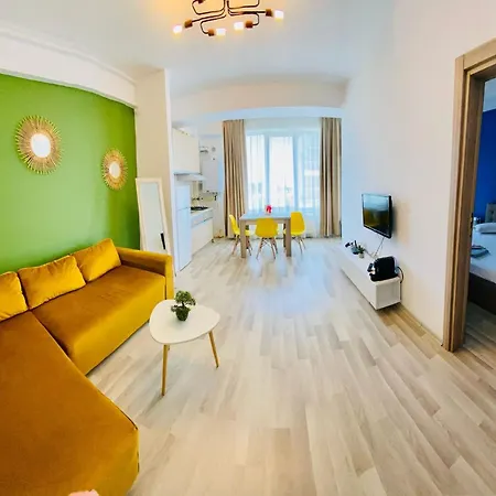 Blue Marine Summerland Apartament