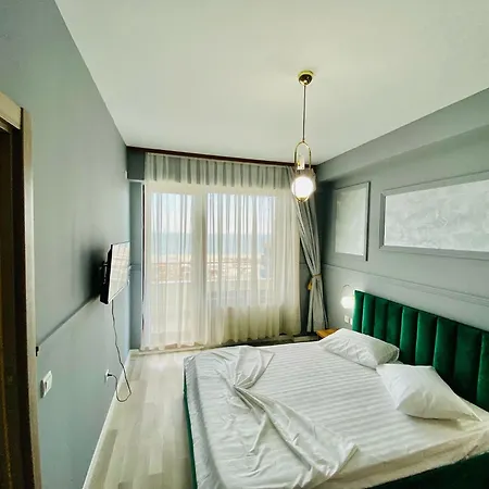 Blue Marine Summerland Apartament