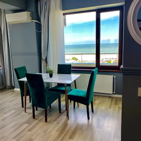 Blue Marine Summerland Apartament *