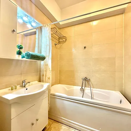 Blue Marine Summerland Apartament *